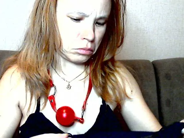 Live sex webcam photo for littleSue #272110228