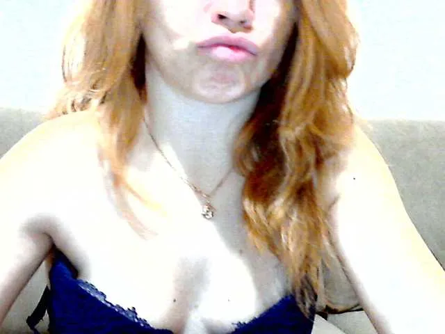 Live sex webcam photo for littleSue #272294409