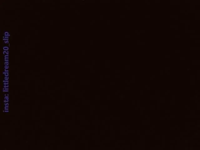 Live sex webcam photo for littledream20 #290313976