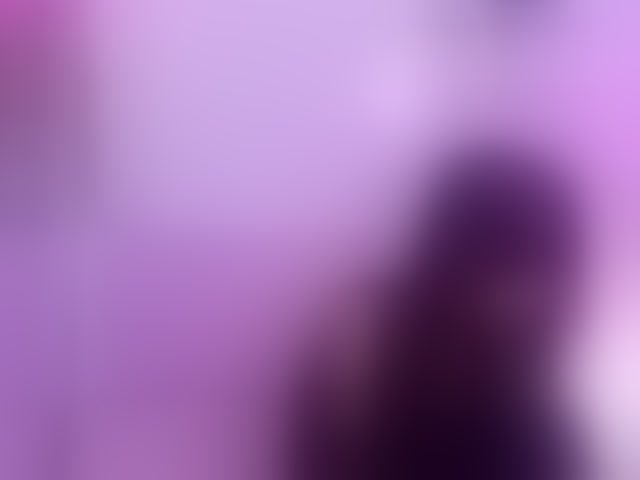 Live sex webcam photo for littleeemiily #294036845