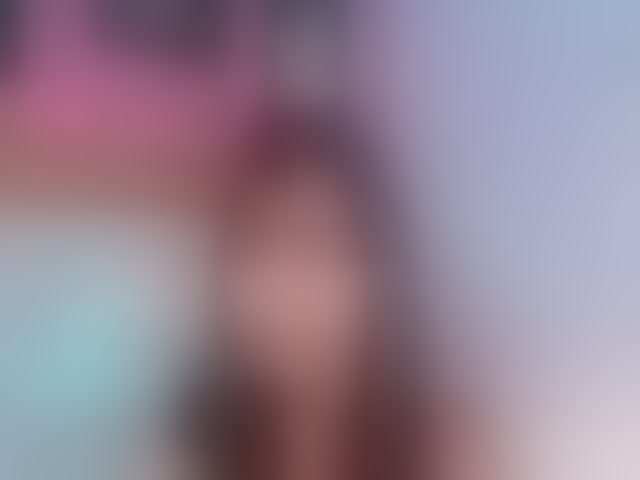 Live sex webcam photo for littleeemiily #294157748