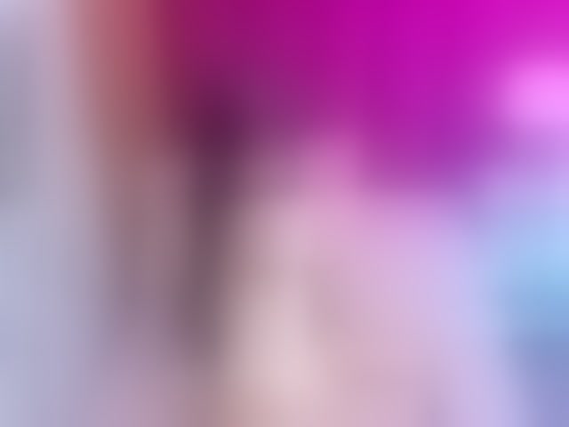 Live sex webcam photo for littleeemiily #294188057