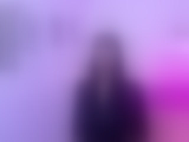 Live sex webcam photo for littleeemiily #294225186