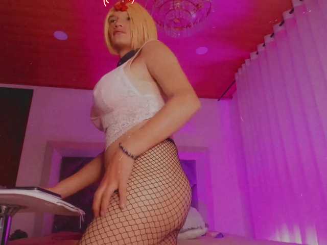 Live sex webcam photo for littleguy18xx #275531643