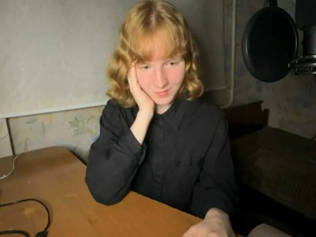 Live sex webcam photo for liyashatt #278231390