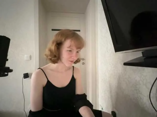 Live sex webcam photo for liyashatt #278280391