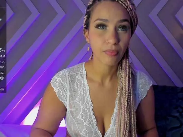 Live sex webcam photo for liz-monroe #276754044
