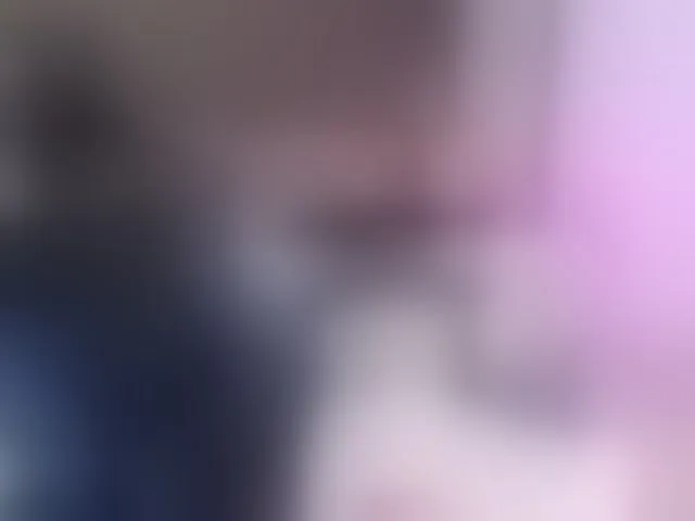Live sex webcam photo for lizzarobert #293891011