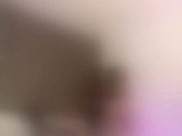 Live sex webcam photo for lizzarobert #293993440