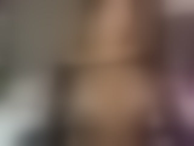Live sex webcam photo for lizzarobert #294176724