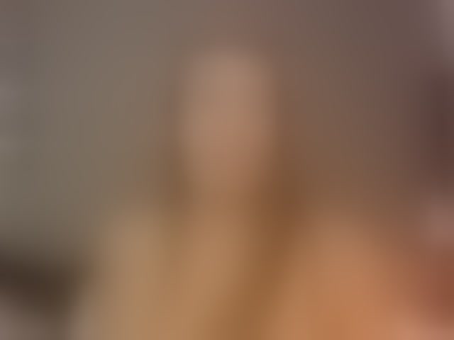 Live sex webcam photo for lizzarobert #294243790