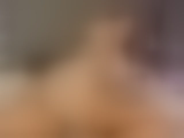 Live sex webcam photo for lizzarobert #294279538