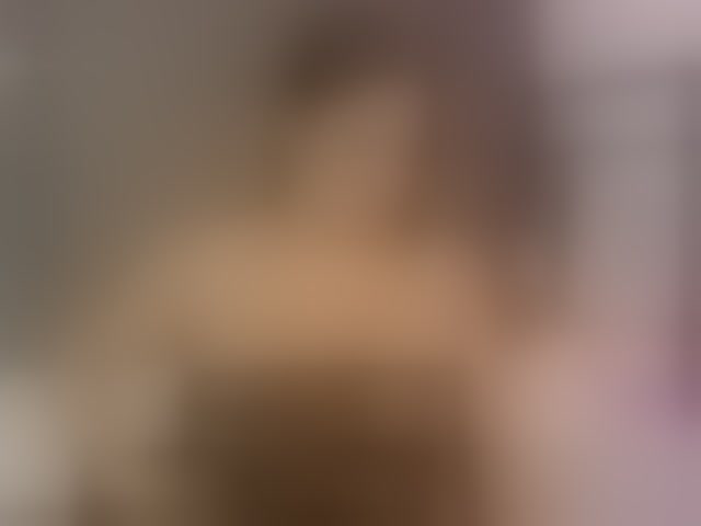 Live sex webcam photo for lizzarobert #294284982