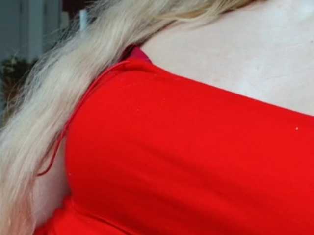 Live sex webcam photo for lizze21 #276417447