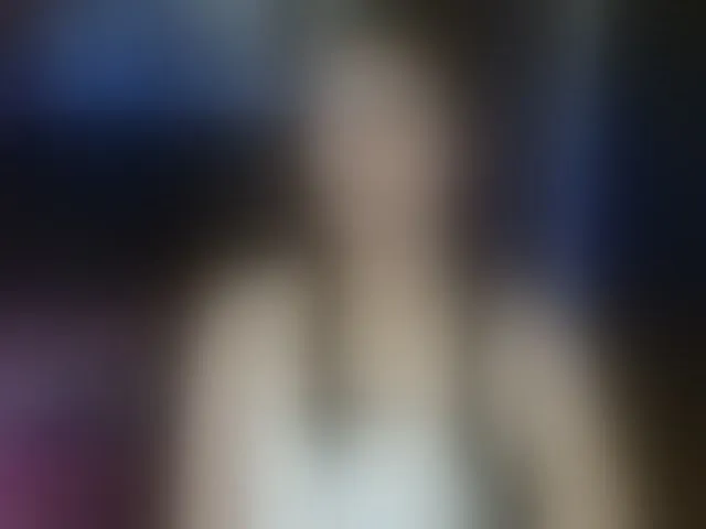Live sex webcam photo for lizziesweets #293551913