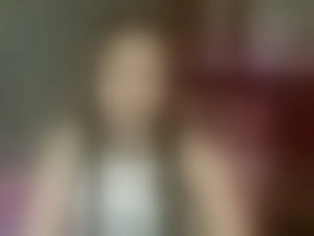 Live sex webcam photo for lizziesweets #293966366