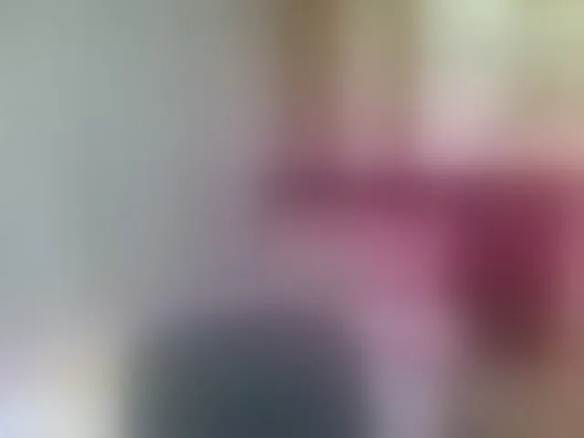 Live sex webcam photo for lizziesweets #293981426