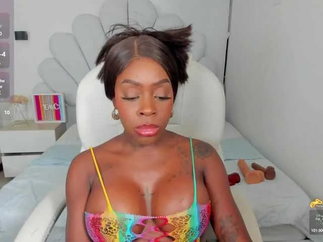 Live sex webcam photo for lizzyjooss #291579621