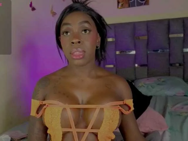 Live sex webcam photo for lizzyjooss #294251935