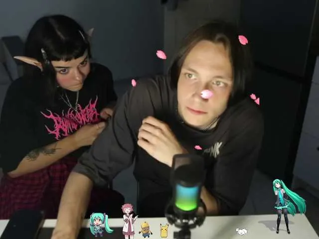 Live sex webcam photo for lizzywood #274233952