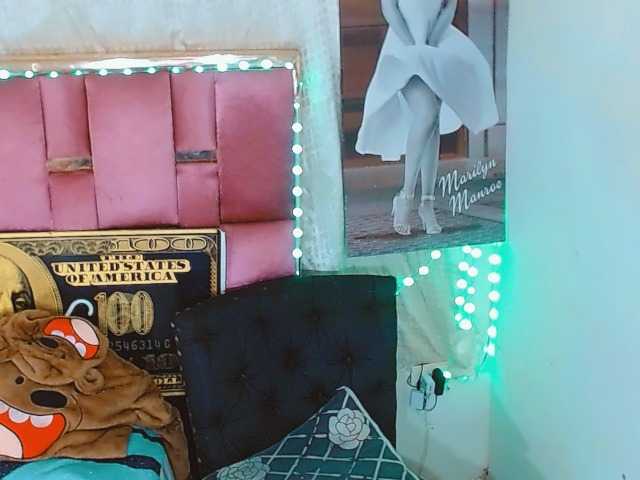 Live sex webcam photo for logandominik #275605181