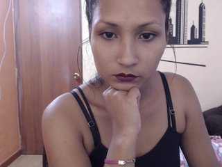 Live sex webcam photo for lola-sax #215191843