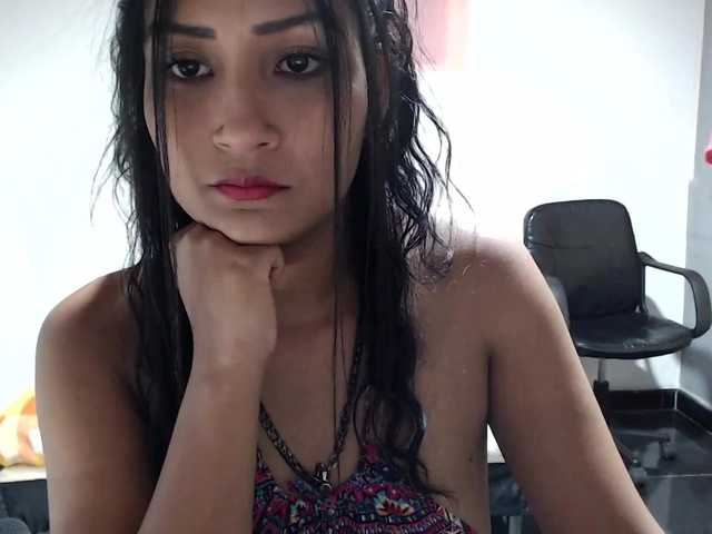 Live sex webcam photo for lola-sax #272075370