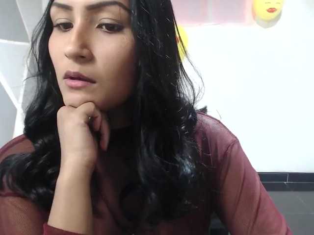 Live sex webcam photo for lola-sax #272471789