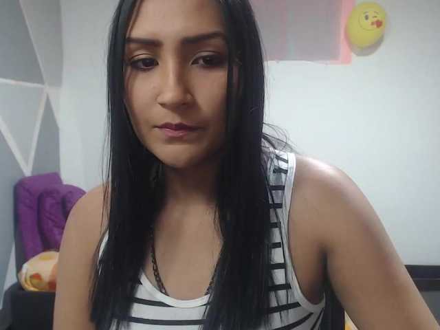 Live sex webcam photo for lola-sax #272739062