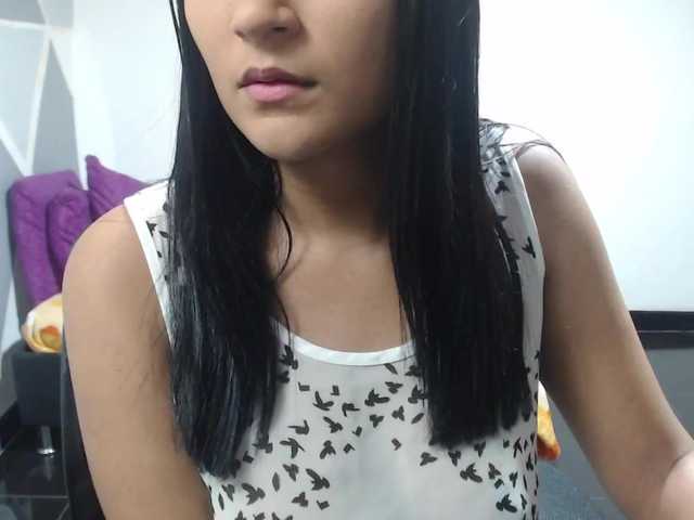 Live sex webcam photo for lola-sax #272749825