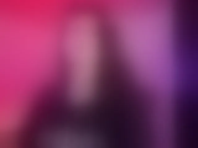Live sex webcam photo for lolamustaine #293276002