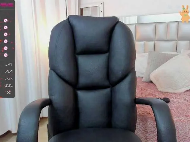 Live sex webcam photo for loliita11 #271728154