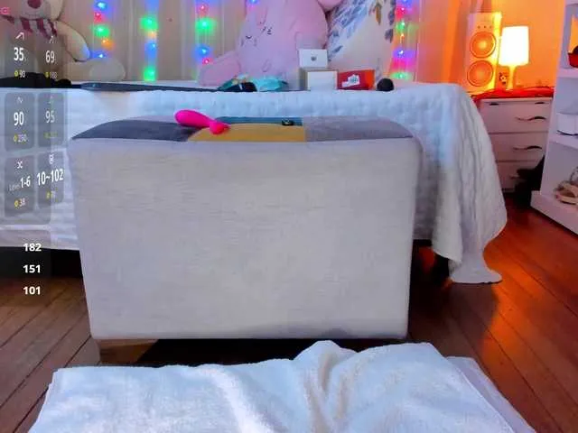 Live sex webcam photo for loliswet #292325388