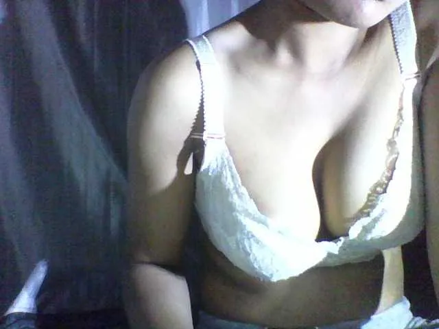 Live sex webcam photo for lollah #276383322