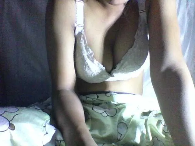 Live sex webcam photo for lollah #276415288