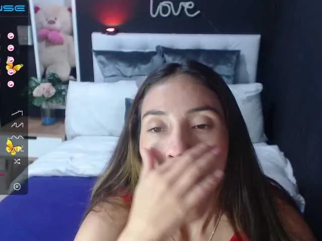 Live sex webcam photo for lollarain #273541767