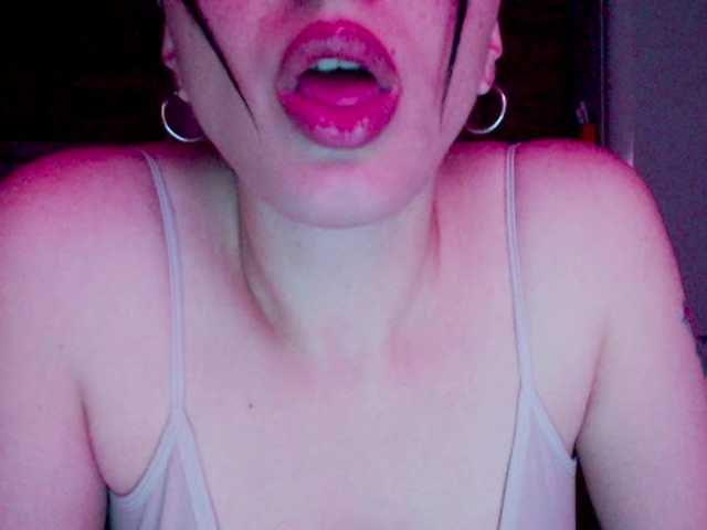 Live sex webcam photo for lollypopss #272456494