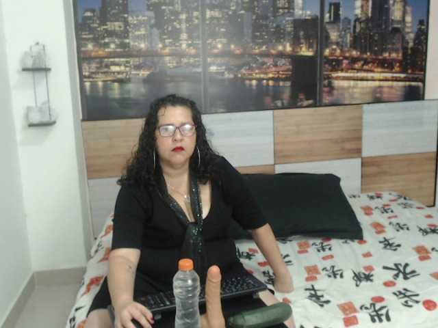 Live sex webcam photo for loly-sanchez #272450048