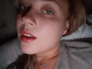 Live sex webcam photo for looklisten #218055391