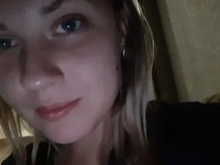 Live sex webcam photo for looklisten #222345425