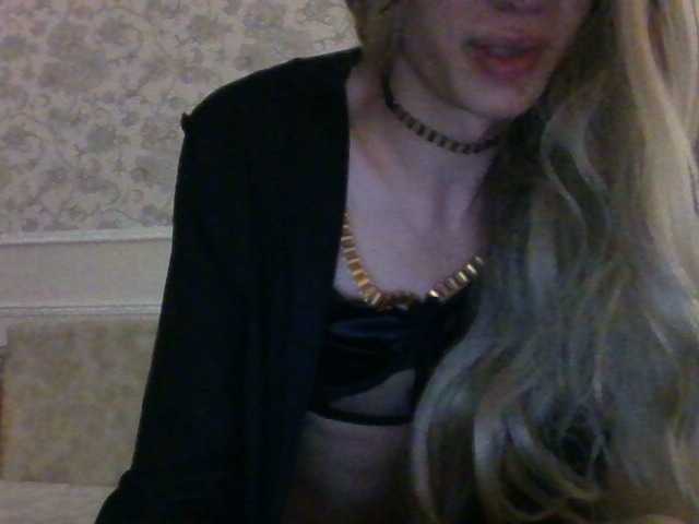 Live sex webcam photo for lordofyourpassions #275979177