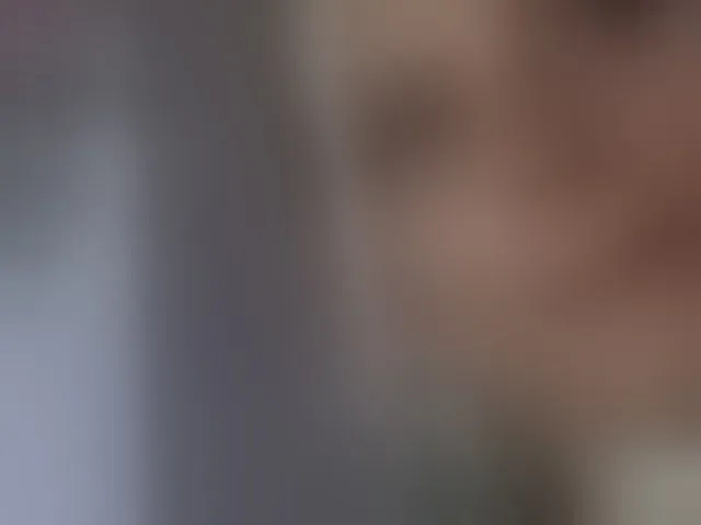 Live sex webcam photo for lorehottie #293904764