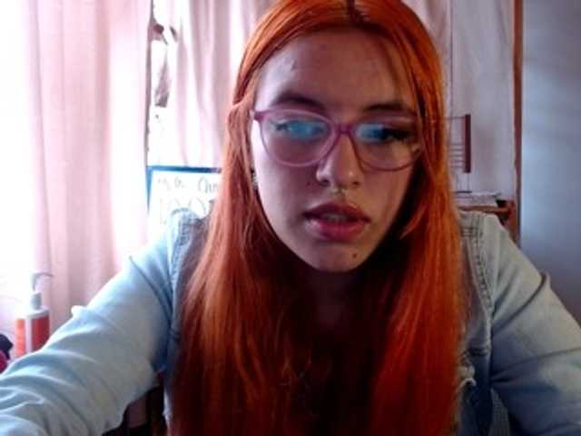 Live sex webcam photo for lorelunna #272376159