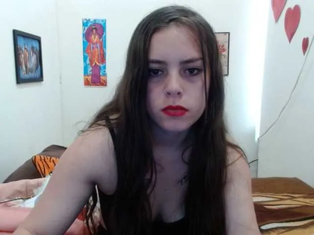 Live sex webcam photo for loren-baby #272599025