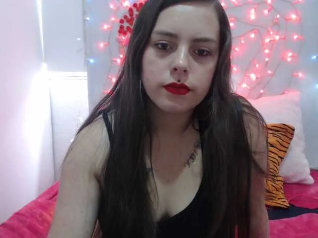 Live sex webcam photo for loren-baby #273464012