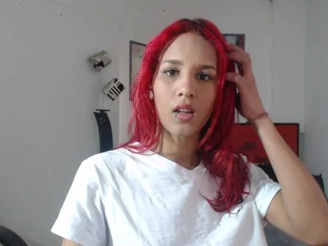 Live sex webcam photo for loren-baby #277030128