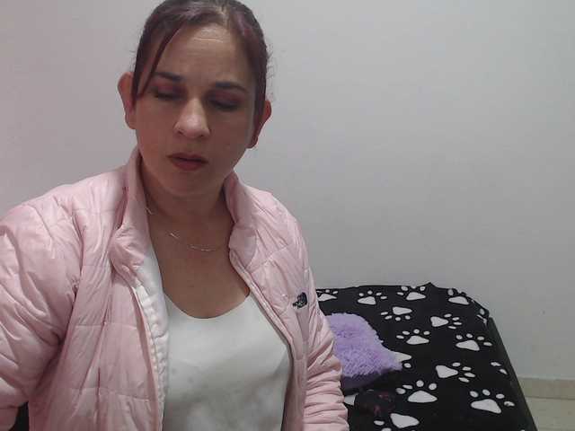 Live sex webcam photo for lorenaahot #273743940