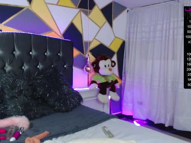 Live sex webcam photo for lorenahooot #273410310