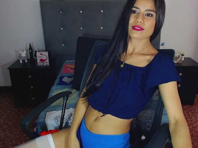 Live sex webcam photo for lorenalazos #272270243