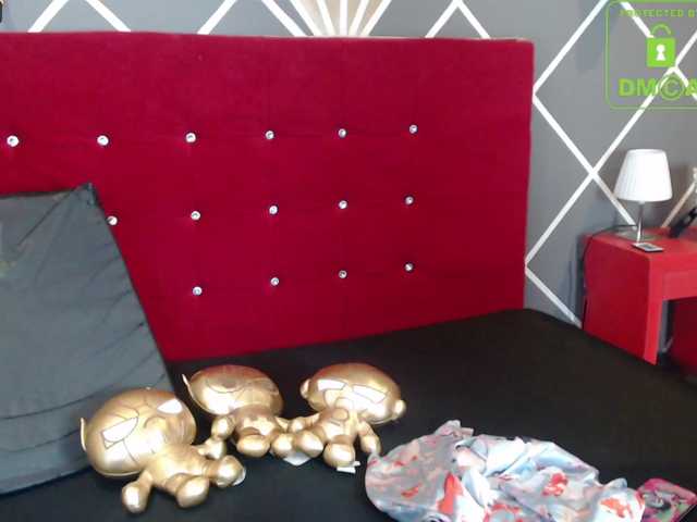 Live sex webcam photo for lorenvitale #272253151